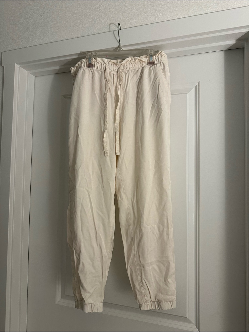 Banana Republic Cream Drawstring Jogger Pants